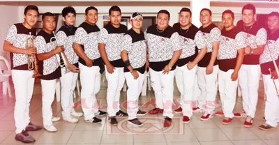 Combo tropical Bolivia orquesta  photo 4