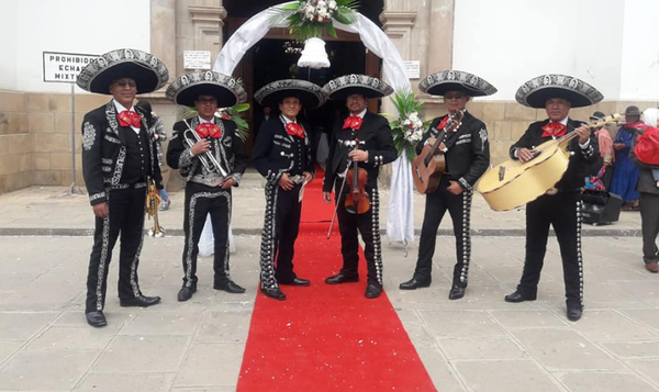 Portada de Mariachi Gavilan