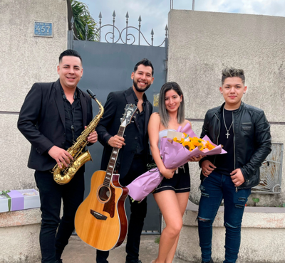 Trio Santa Cruz