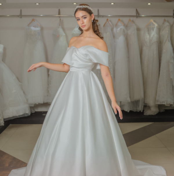 Portada de Vestidas de Novia