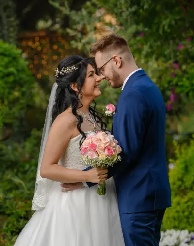 Retrato Libre by Marco Torrico  photo 4