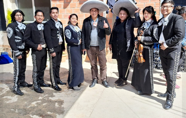 Portada de Mariachi Melodia de Luna