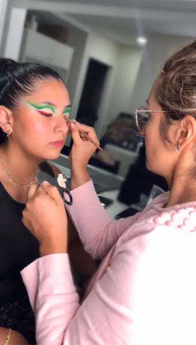 Pamela Loza Professional Make Up photo 1