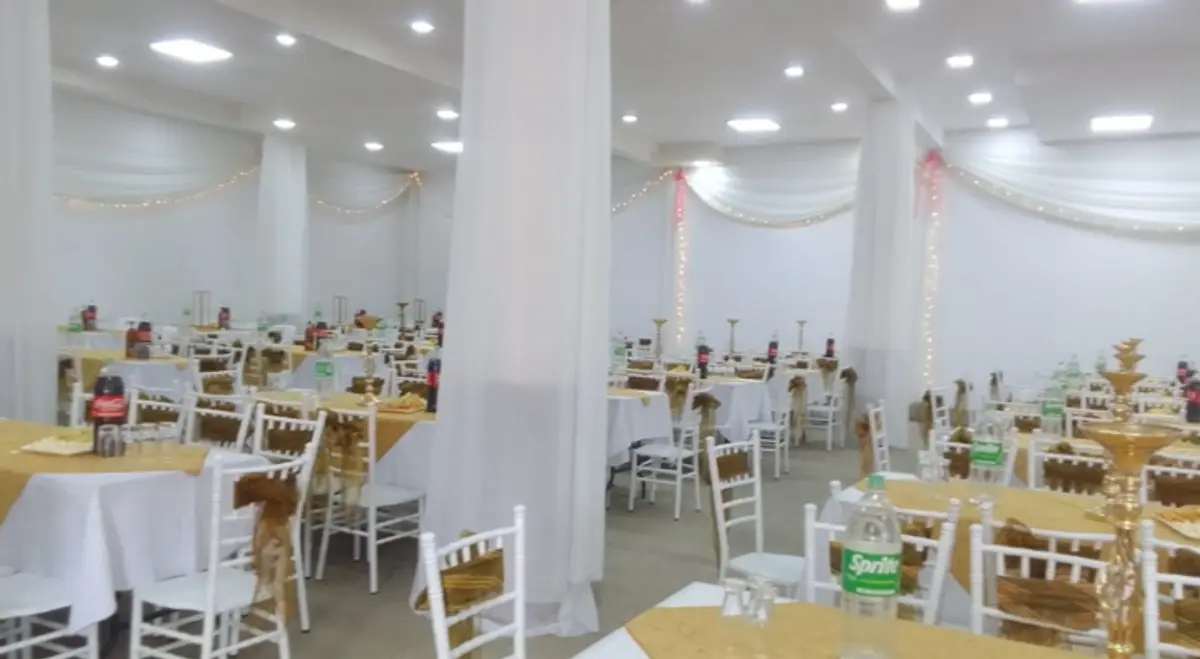 Salon de Eventos Familia Quiroga