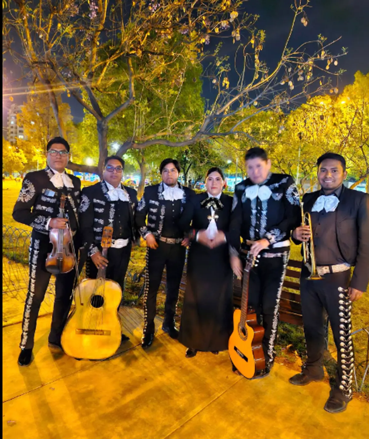 Mariachi Luna de Mexico