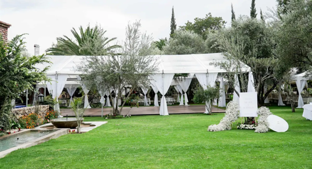 El Huerto de los Olivos by El Portal