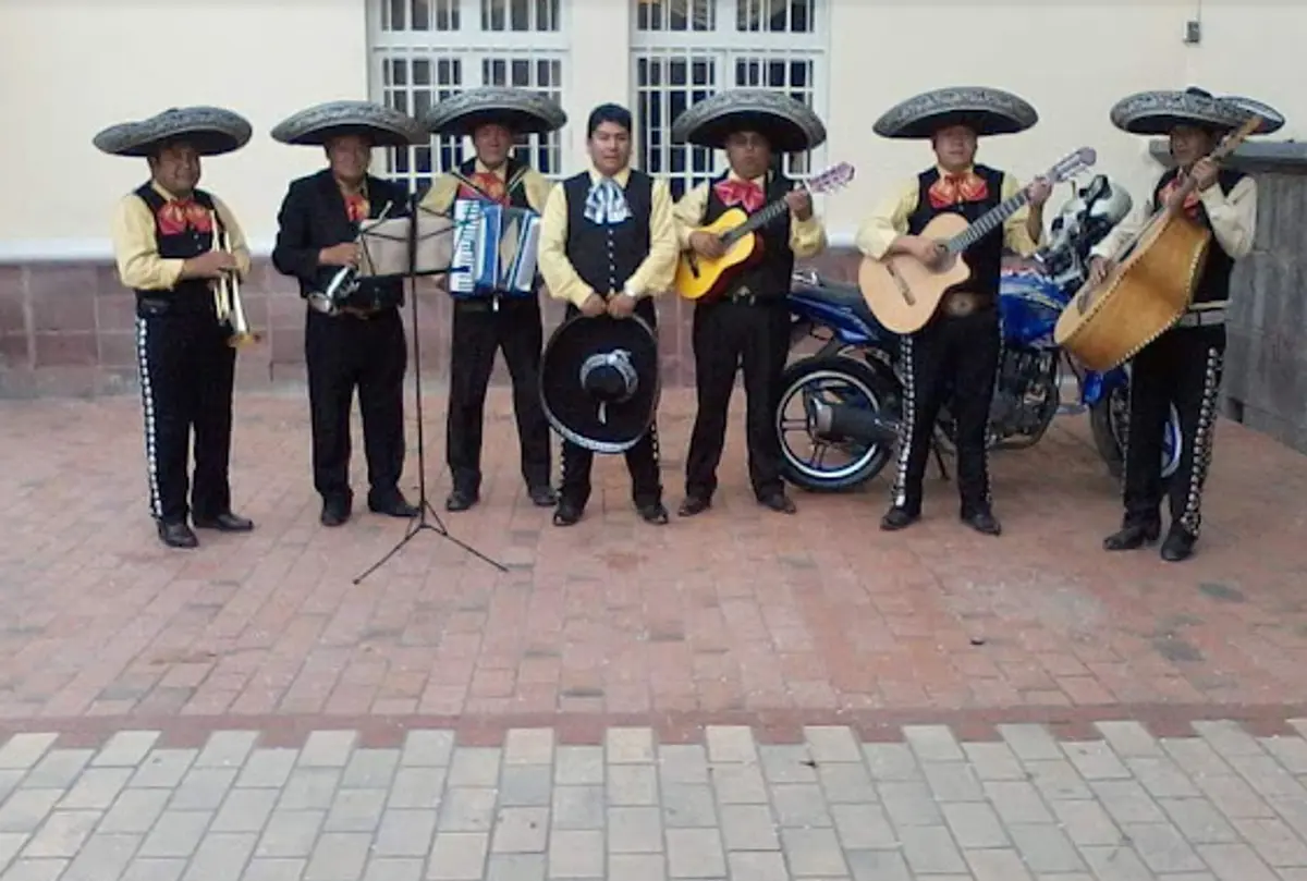 Mariachi Luz de Luna