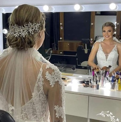 Dineve Novias photo 2