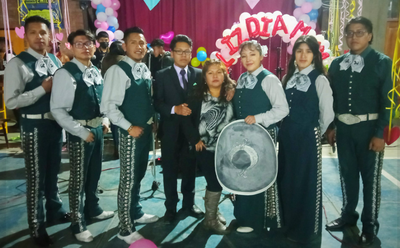 Mariachi Melodia de Luna photo 2