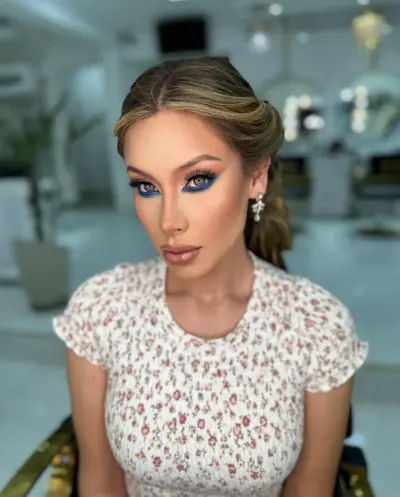 Factory Hair Make Up Peluqueria photo 2