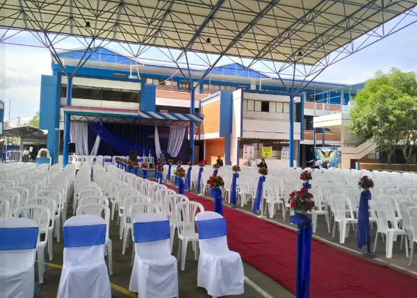 Portada de Alquiler de mesas y sillas