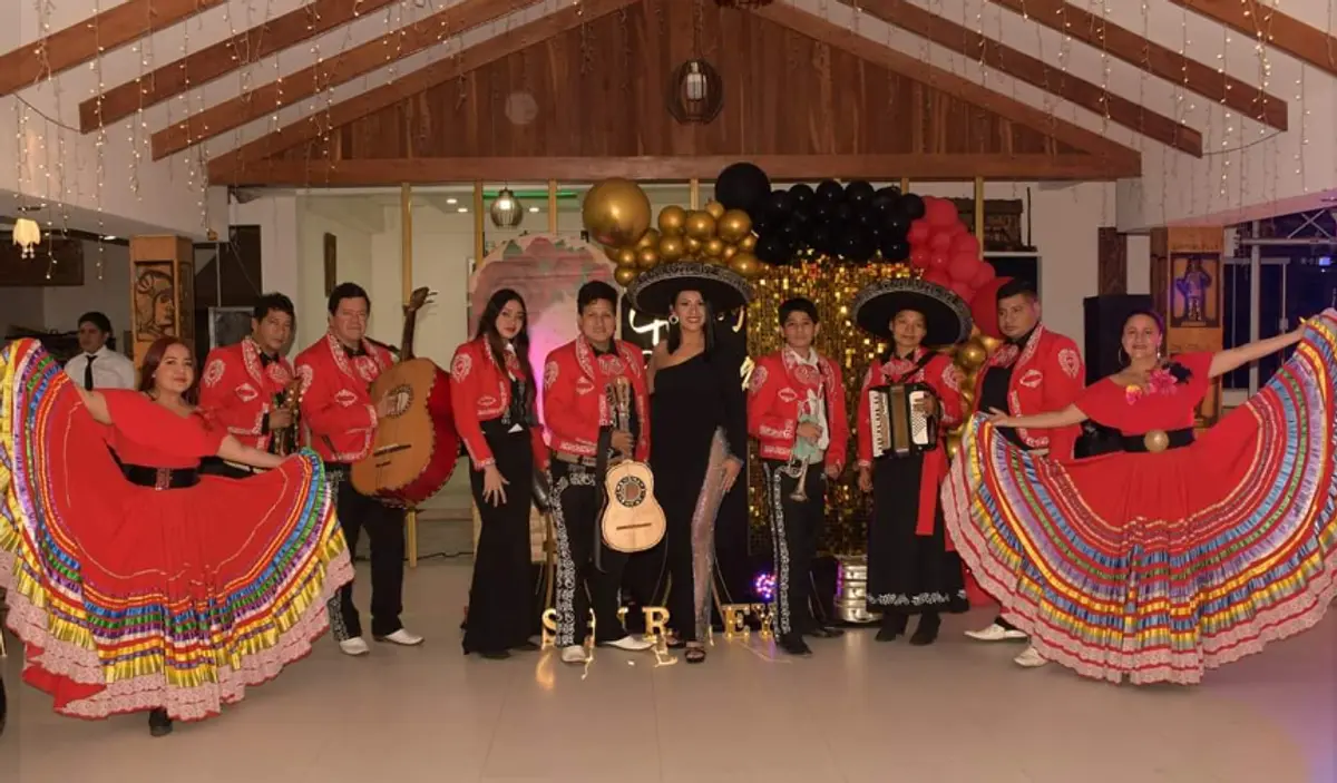 Mariachi Huasteca de Mariluz Ponce