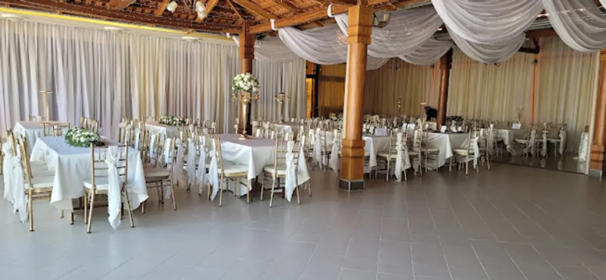 Salon de Eventos Eterna Primavera