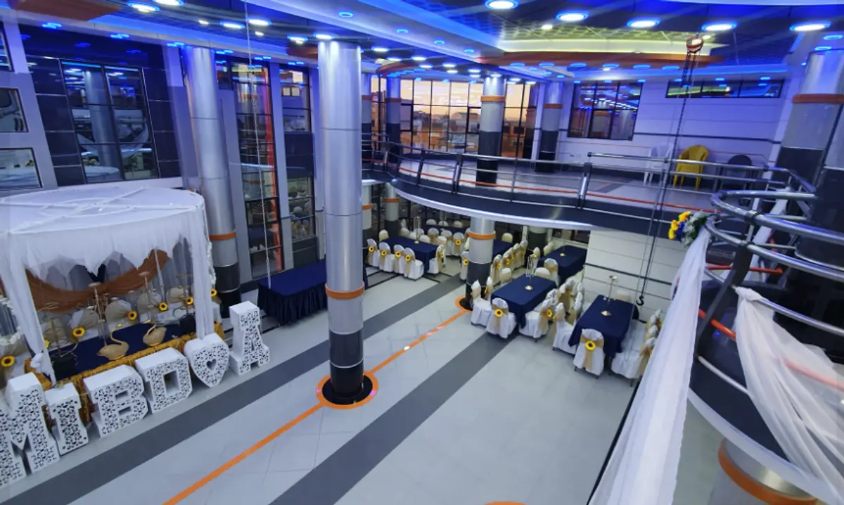 Salón de Eventos Gigante VIP Felicidad