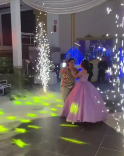 Salon de Eventos 7 estrellas photo 4