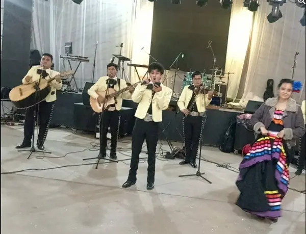 Portada de Mariachi Nostalgias Cochabamba