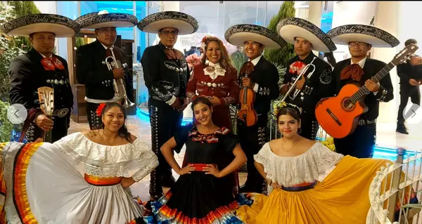 Portada de Mariachi Perla del Rosario