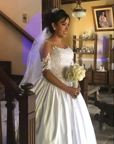 Lia Novias photo 1