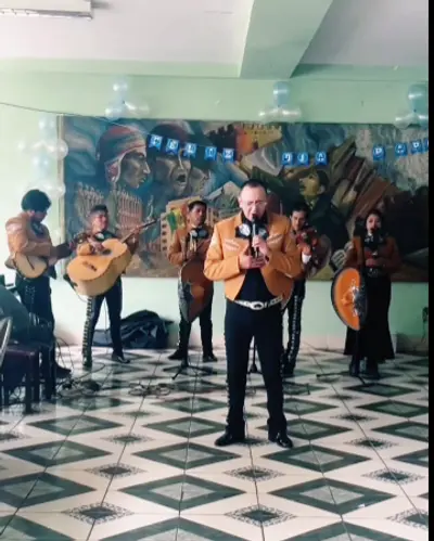 Mariachi Los Perdidos photo 2