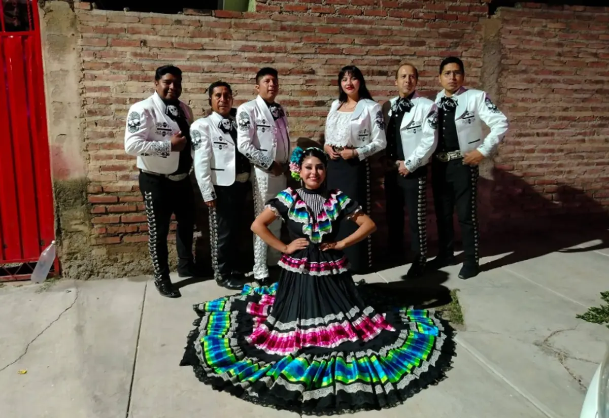 Mariachi El Charro Negro
