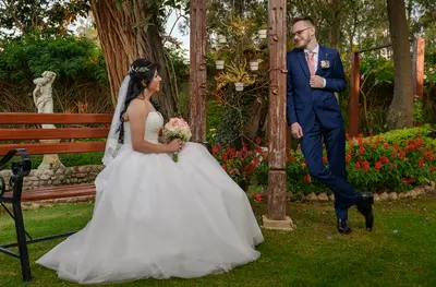 Retrato Libre by Marco Torrico  photo 3