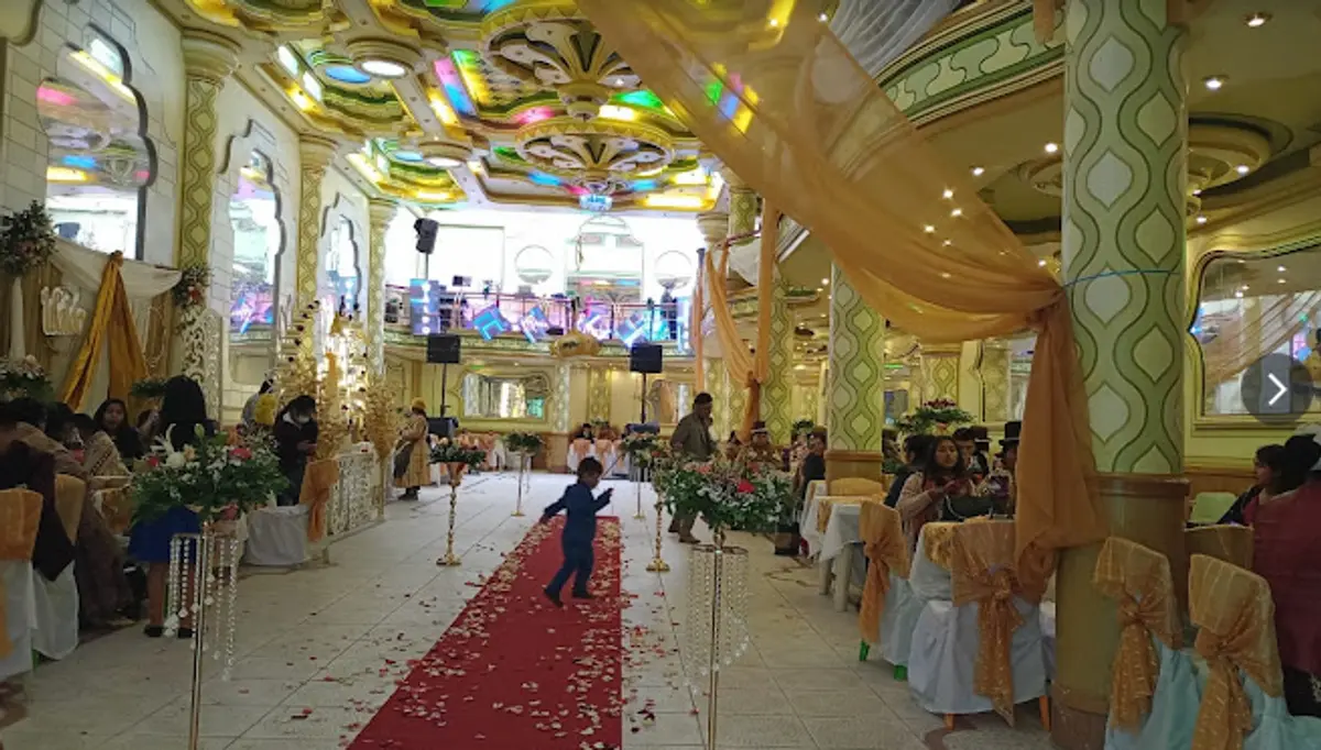 Salón de Eventos Diverso